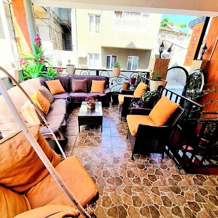 Qeroli Old Town Hotel Tbilisi ภายนอก รูปภาพ