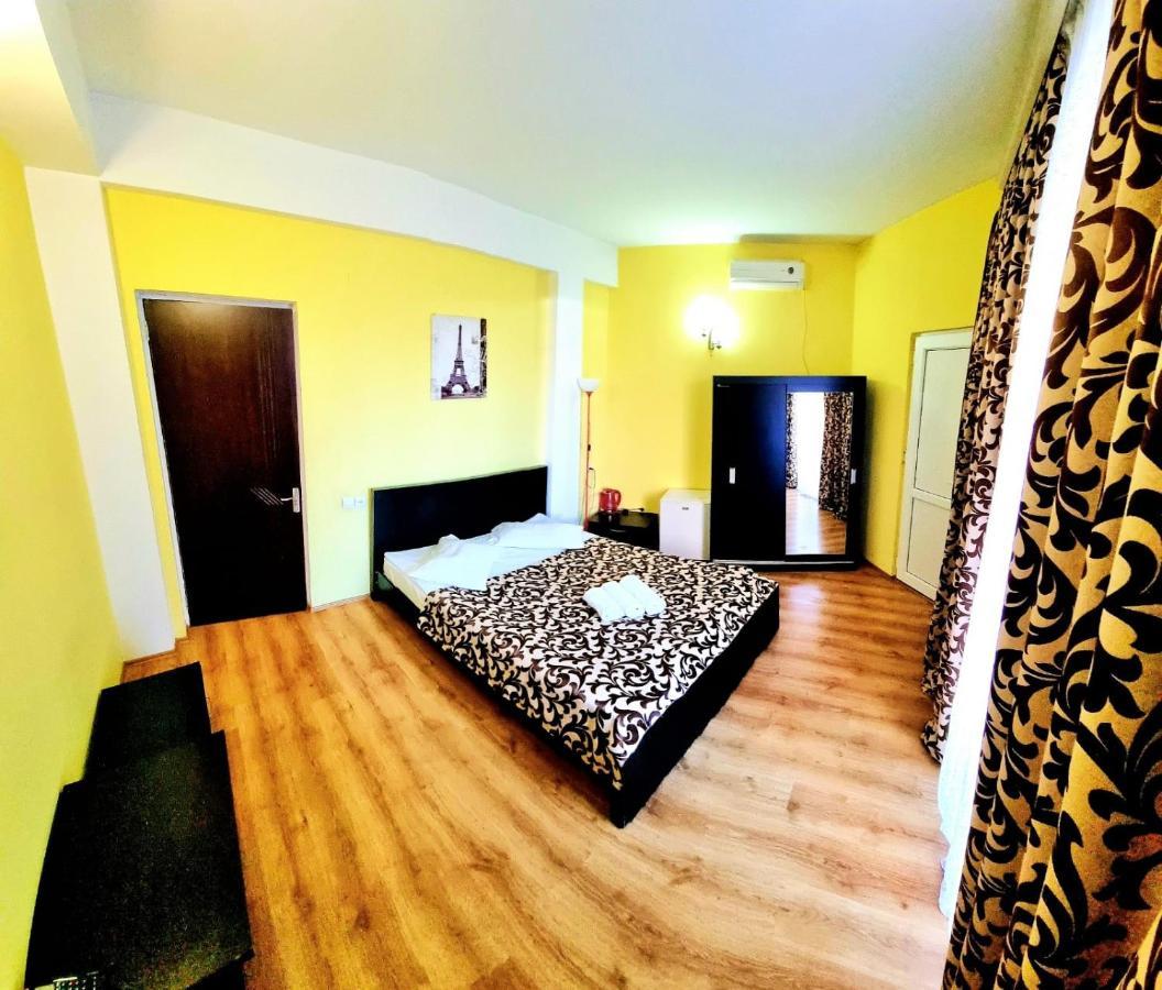 Qeroli Old Town Hotel Tbilisi ภายนอก รูปภาพ