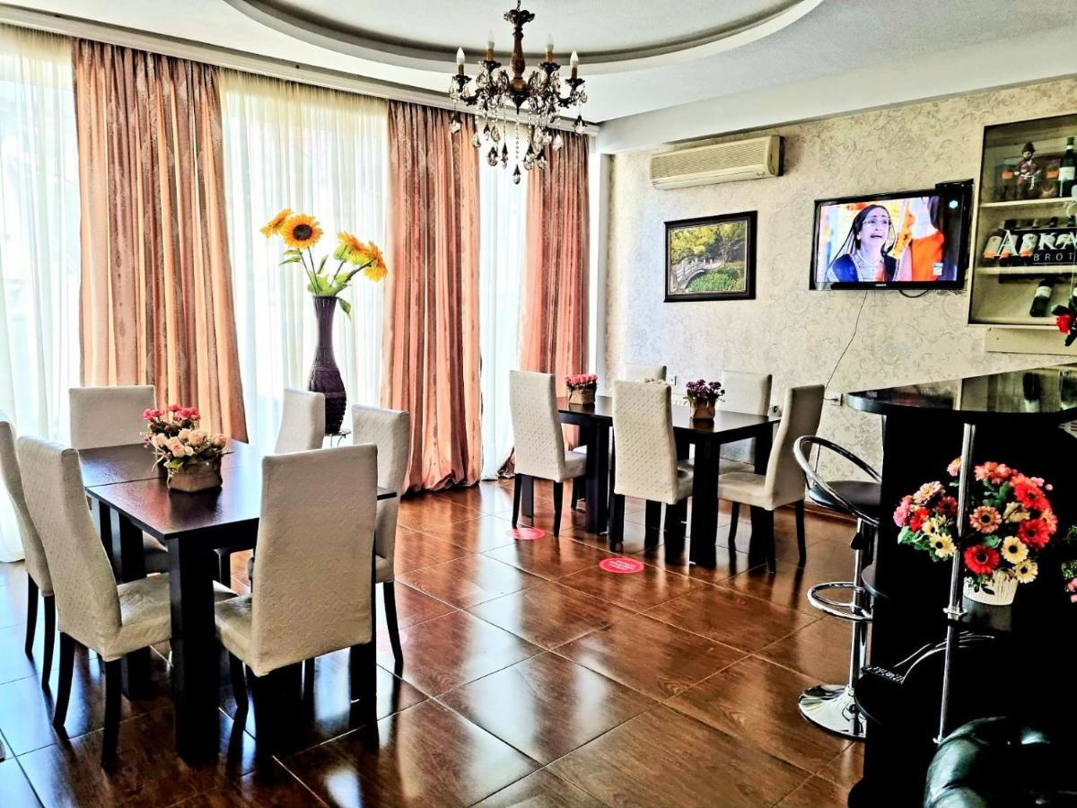 Qeroli Old Town Hotel Tbilisi ภายนอก รูปภาพ