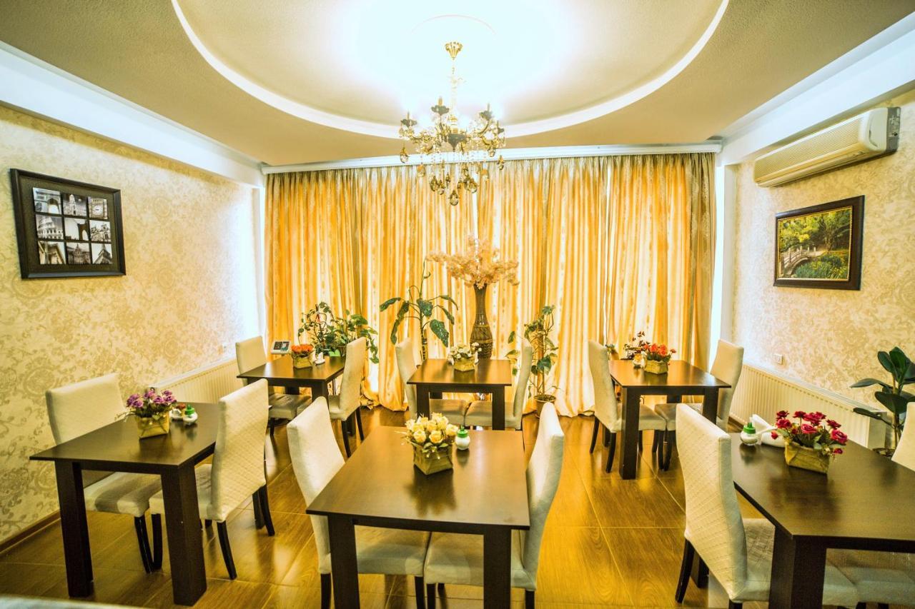 Qeroli Old Town Hotel Tbilisi ภายนอก รูปภาพ